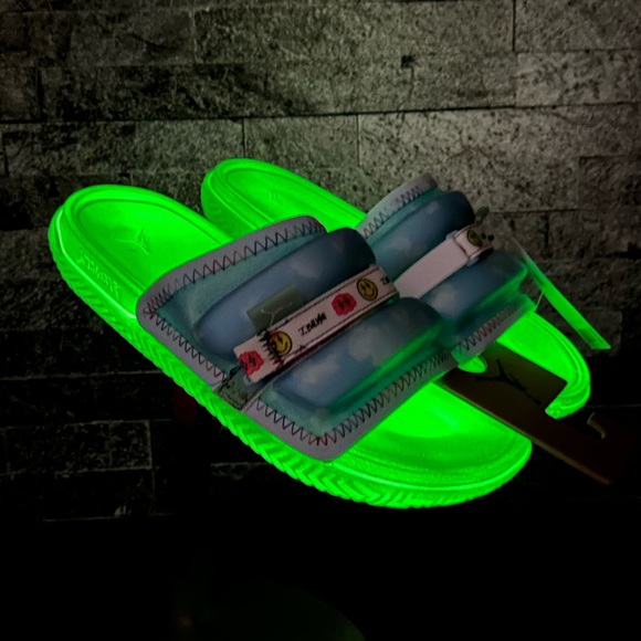 Jordan J Balvin Super Play Slide SP - M10 - Picture 10 of 10